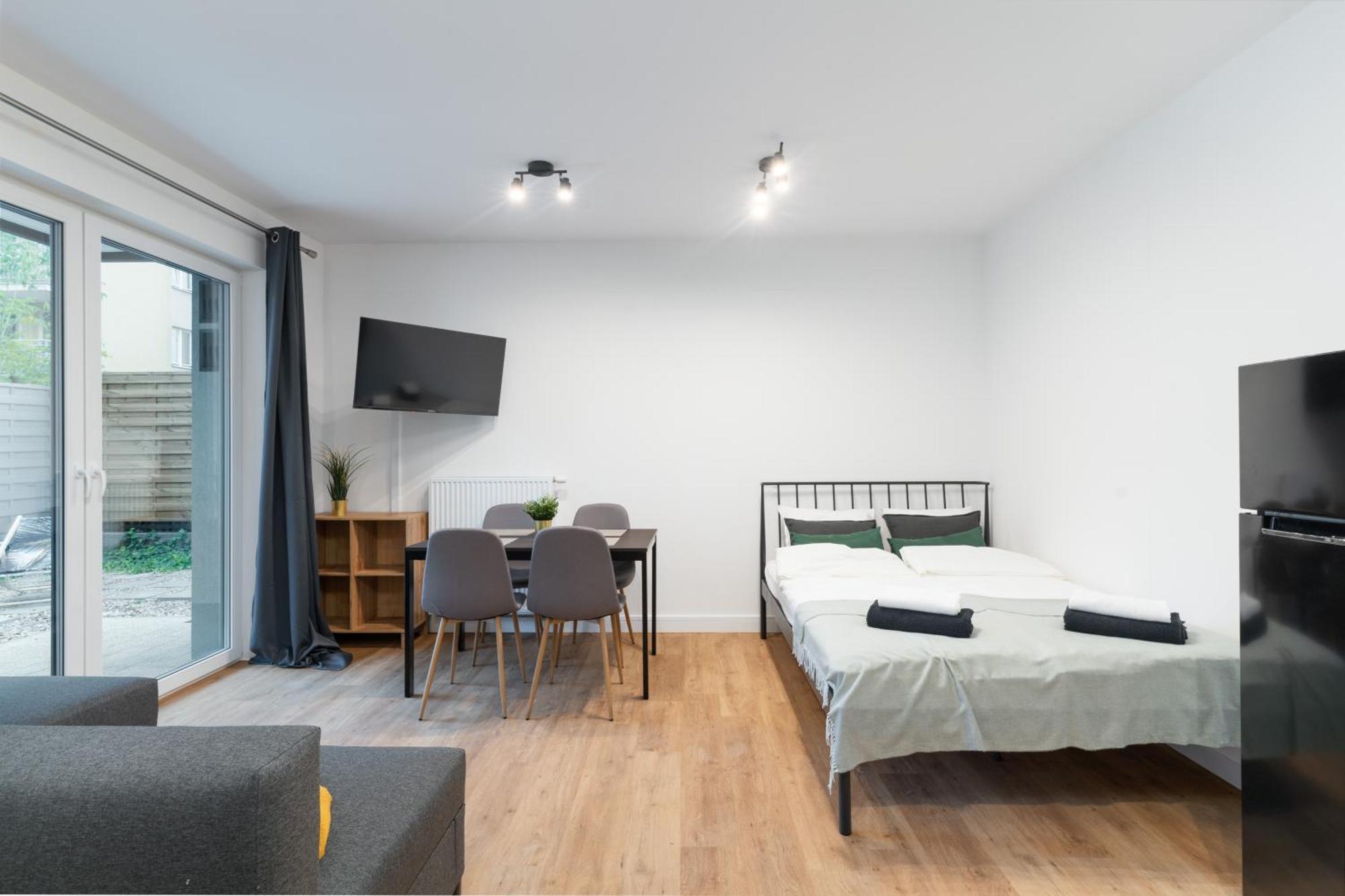 Lineburg Villa Apartments Varsavia Esterno foto