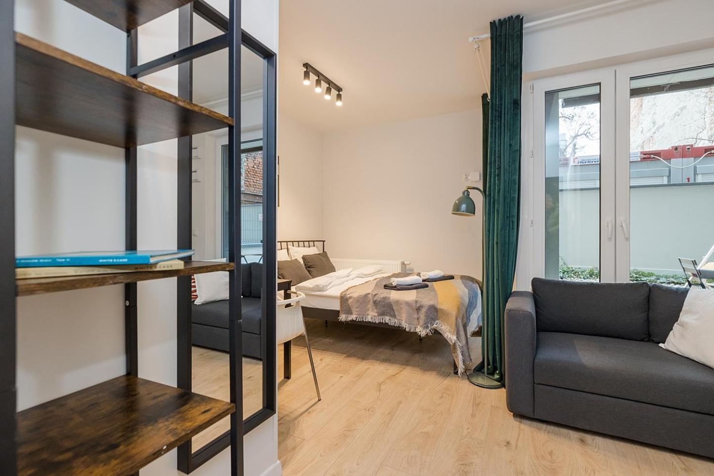 Lineburg Villa Apartments Varsavia Esterno foto