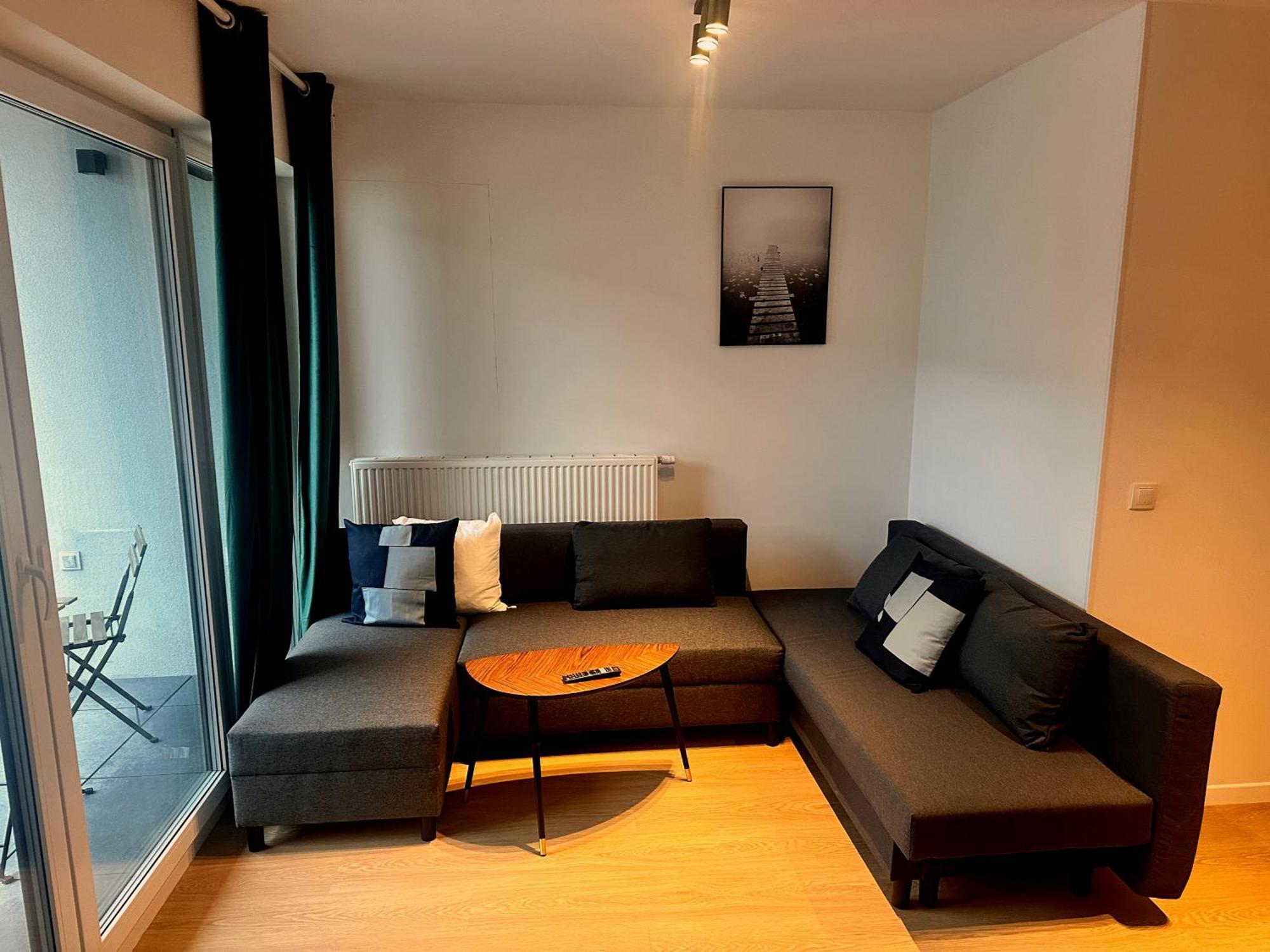 Lineburg Villa Apartments Varsavia Esterno foto