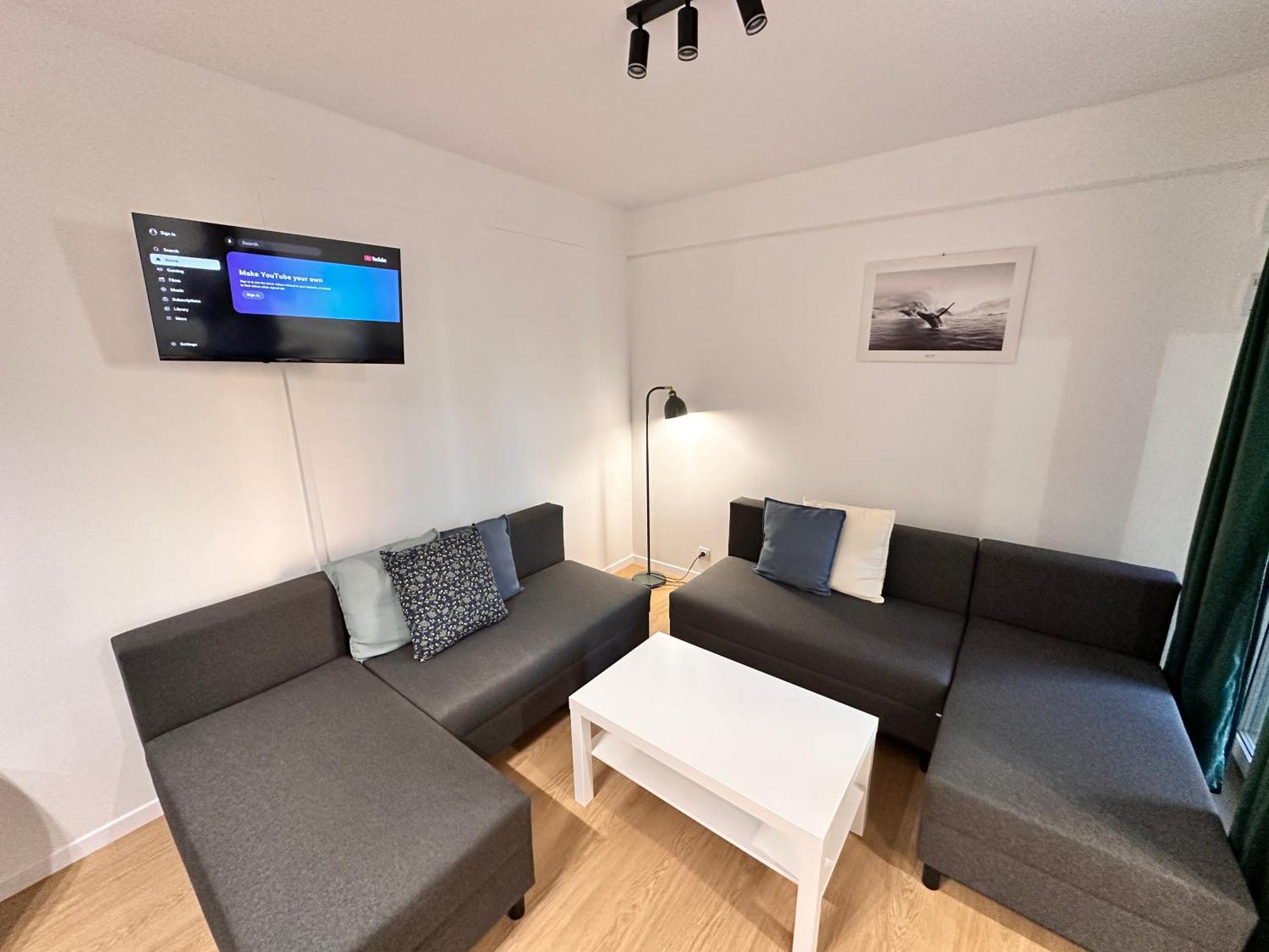 Lineburg Villa Apartments Varsavia Esterno foto